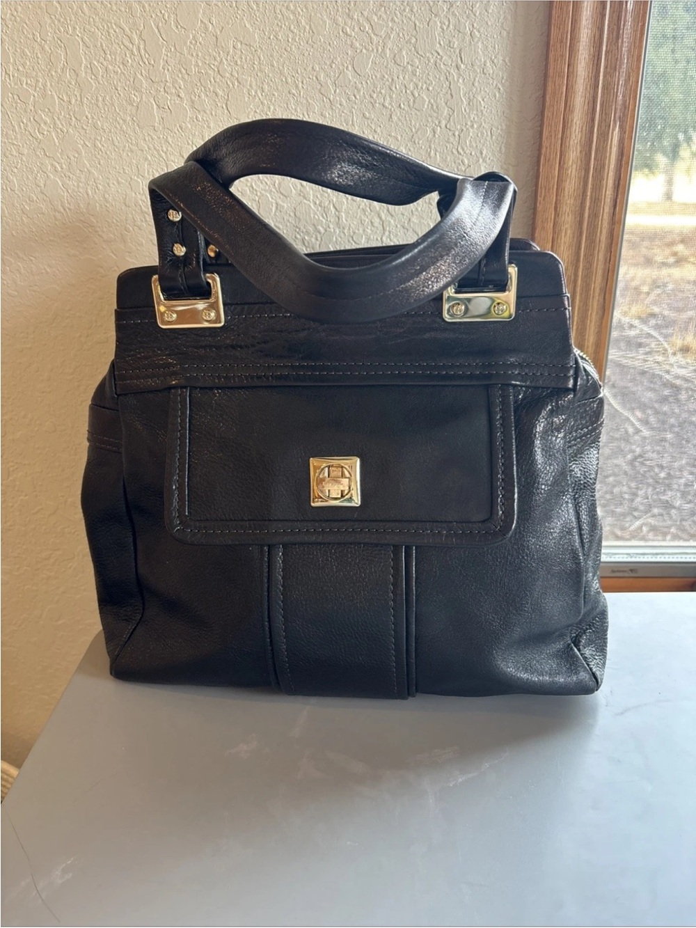 Kate Spade Black Sullivan Street Melita Leather Turn Lock Shoulder Bag